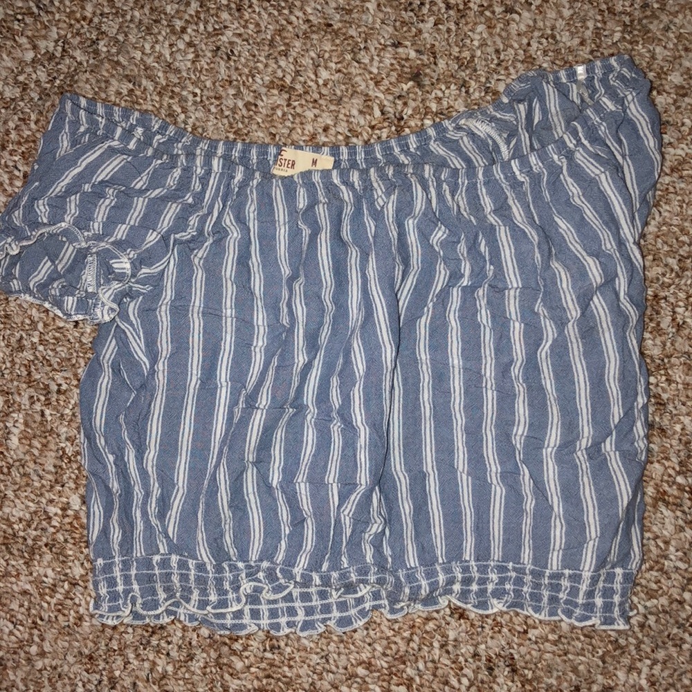 hollister crop top
